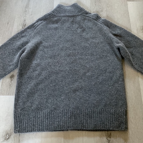 J. crew 100% lambs wool sweater jacket cardigan gray fully zip cozy zip size L - Picture 8 of 9